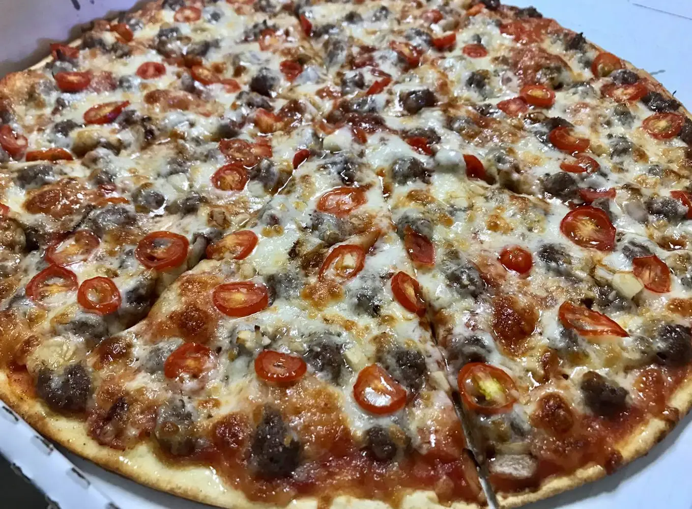 handcrafted pizzas at Cavataio's Restaurant & Pizzeria in Staunton IL